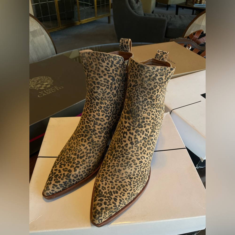 Dolce Vita Leopard pointed toe boots